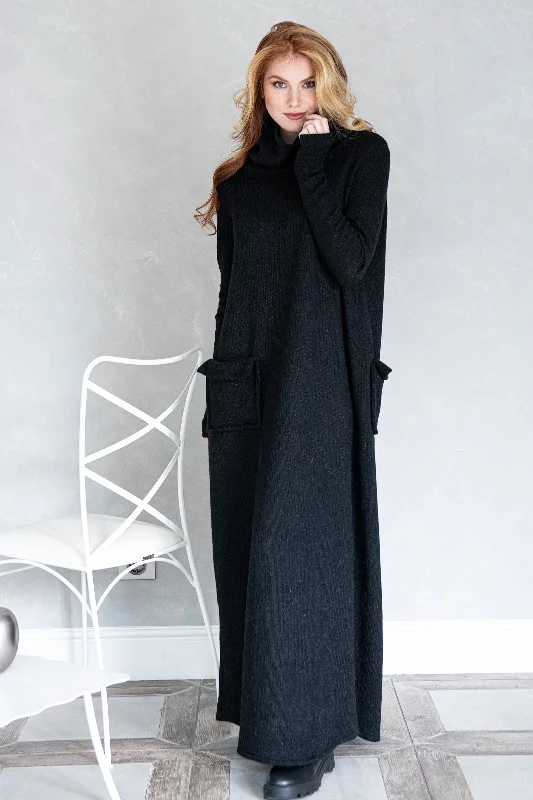 Maxi Sweater Dress with Pockets