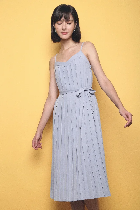 Karol Pleated V Neck Midi Dress Periwinkle