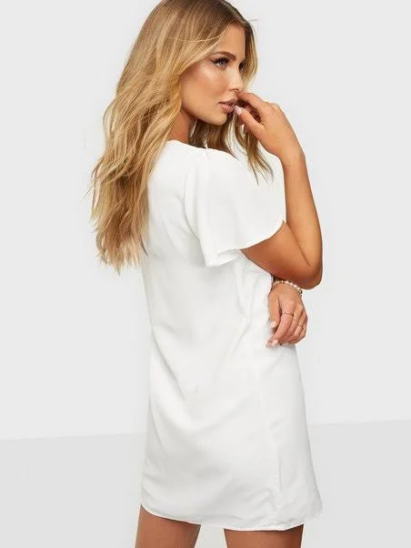 Frill Puff Sleeve Dress